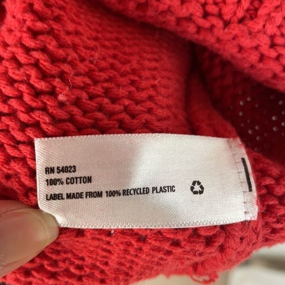 GAP Women Short Sleeve Red Knit Sweater Size M - Picture 8 of 8